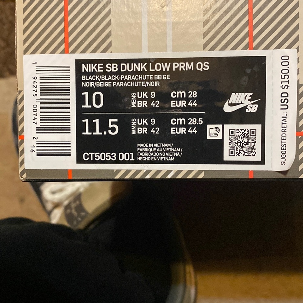 NIKE SB DUNK LOW PRM QS Travis Scott x Dunk Low PRM QS “Cactus Jack” Special Box